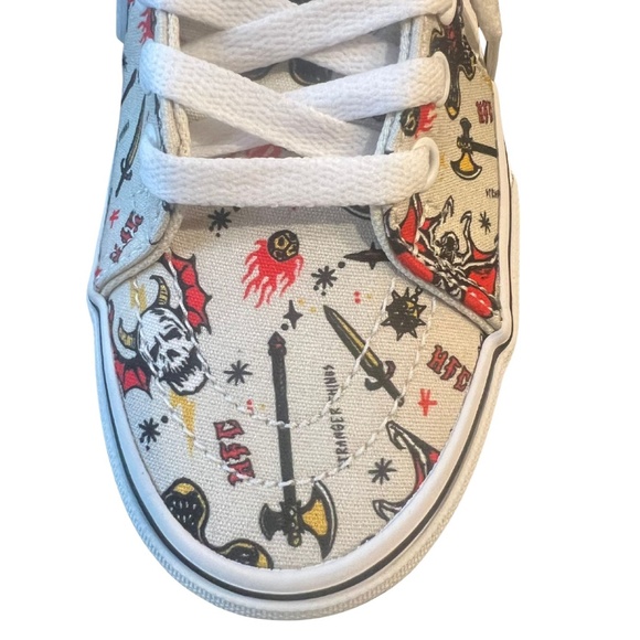 VANS Stranger Things Hi Top Womens Size 6 - Picture 7 of 12